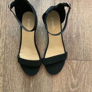 Black sandals